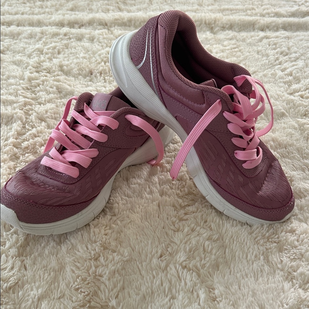 RYKA athletic shoes
